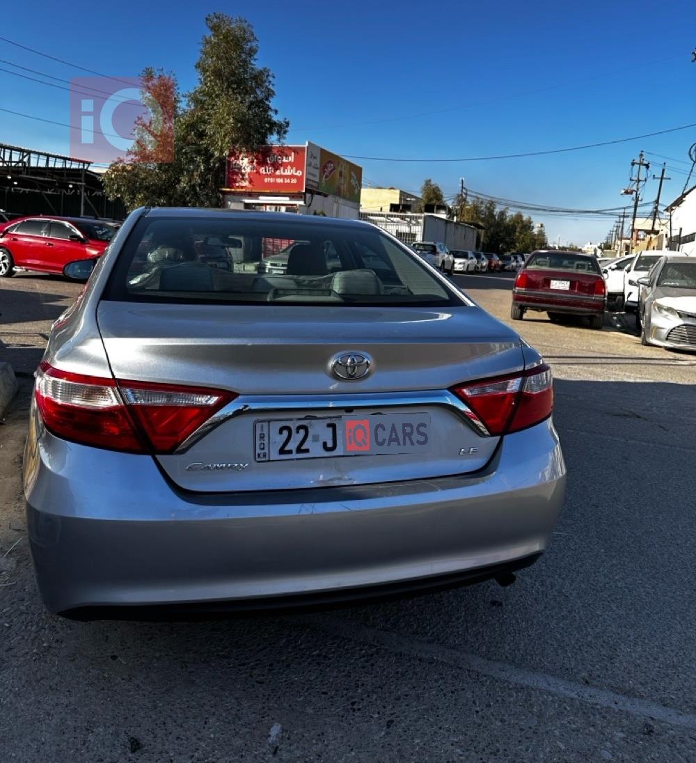 تۆیۆتا کامری